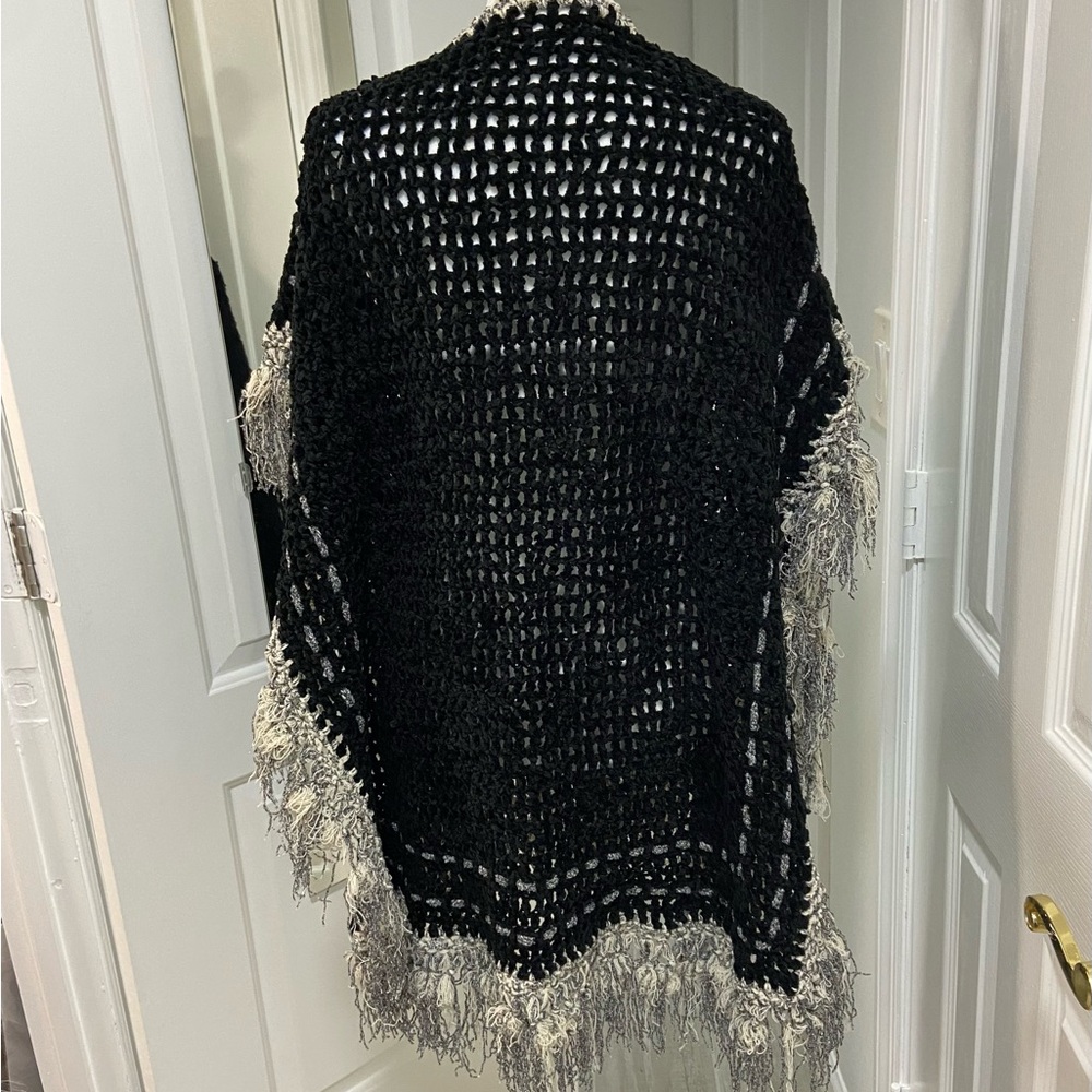 Black&White Sweater/Tunic/Poncho One size